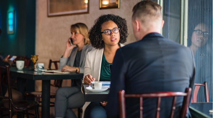 سازش در ازدواج؛ کجا و چطور باید کوتاه بیاییم؟ 13 سازش در ازدواج - مواقع بیرون رفتن