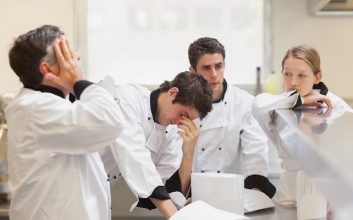 ناراحتی کارکنان سازمان از همکار سمی