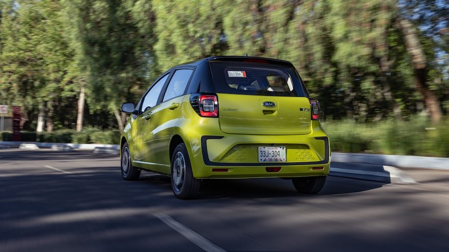 نظر کارشناسان مجله آمریکایی موتور ترند در مورد جک E10X چیست؟ 6 جک E10X