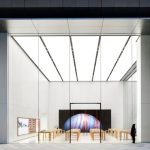 اپل سرانجام مجبور به پذیرش قانون برنامه‌های چین شد