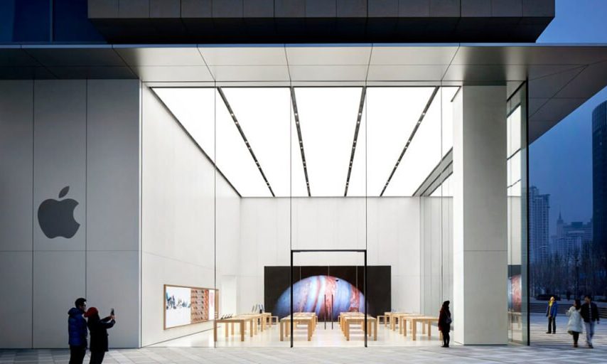 اپل سرانجام مجبور به پذیرش قانون برنامه‌های چین شد