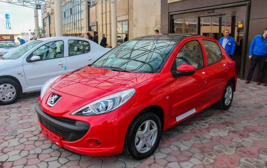 شرایط پیش فروش پژو 207 دنده‌ای سقف شیشه‌ای اعلام شد + جدول آبان 1402