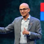 ساتیا نادلا و مایکروسافت