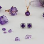 سنگ آمیتیست؛ مزایا، موارد منفعت گیری و نحوه مراقبت 6 جواهرات ساخته شده از سنگ آمیتیست