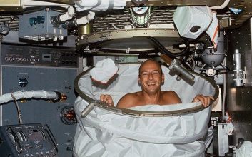 حمام در اسکای‌لب