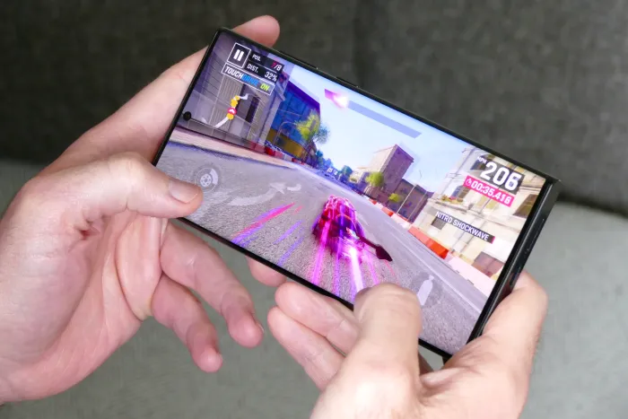 بهترین گوشی گیمینگ | زمستان ۱۴۰۲ 5 گوشی گیمینگ سامسونگ مدل Galaxy S22 Ultra