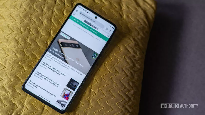 بهترین گوشی گیمینگ | زمستان ۱۴۰۲ 257 گوشی گیمینگ موتورولا مدل EDGE 20 PRO