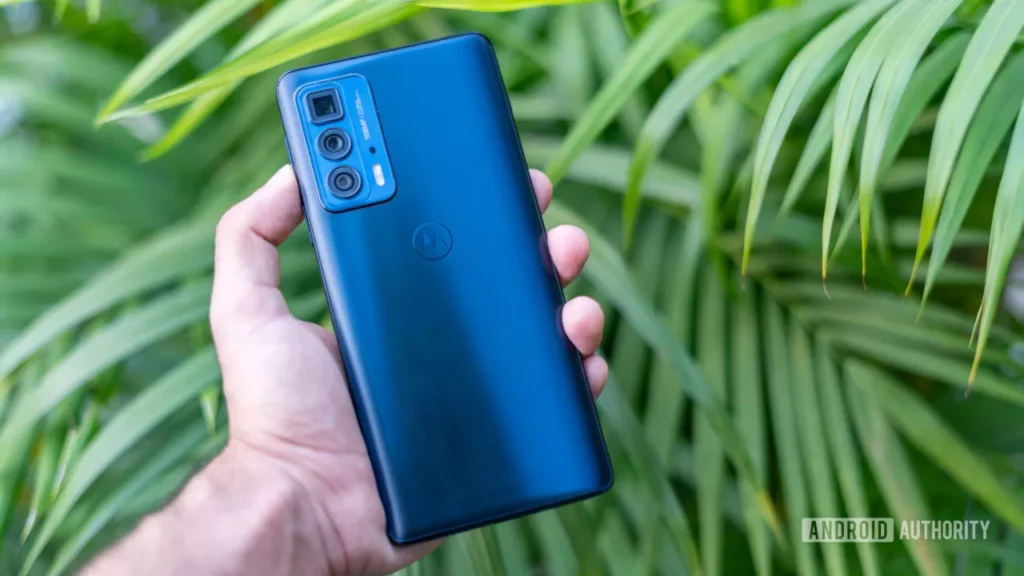 بهترین گوشی گیمینگ | زمستان ۱۴۰۲ 69 گوشی گیمینگ موتورولا مدل EDGE 20 PRO