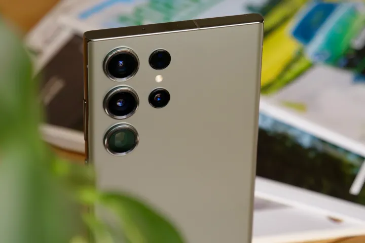 بهترین گوشی گیمینگ | زمستان ۱۴۰۲ 27 گوشی گیمینگ سامسونگ مدل Galaxy S23 Ultra