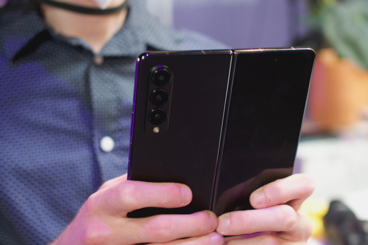 بهترین گوشی گیمینگ | زمستان ۱۴۰۲ 205 گوشی گیمینگ سامسونگ مدل Galaxy Z Fold 4