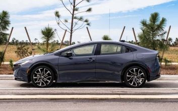 تویوتا پریوس پرایم