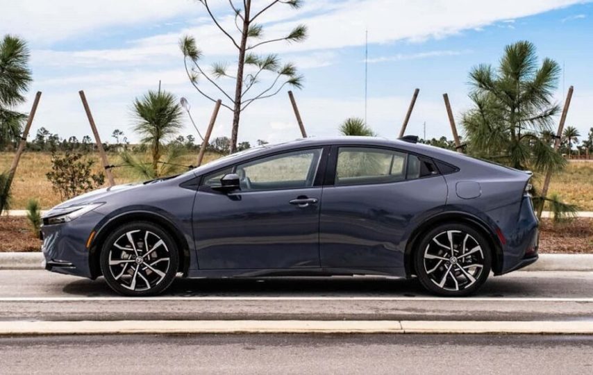 تویوتا پریوس پرایم