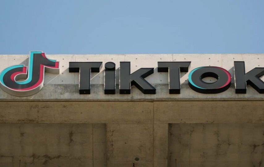 وزیر خزانه‌‎داری سابق آمریکا درحال تشکیل گروهی برای خرید تیک تاک است