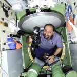 به محض ورود به ایستگاه فضایی بین‌المللی، گیدونی کنترل بازوی روباتیک شاتل را در دست گرفت و Raffaello MPLM را هدایت کرد.