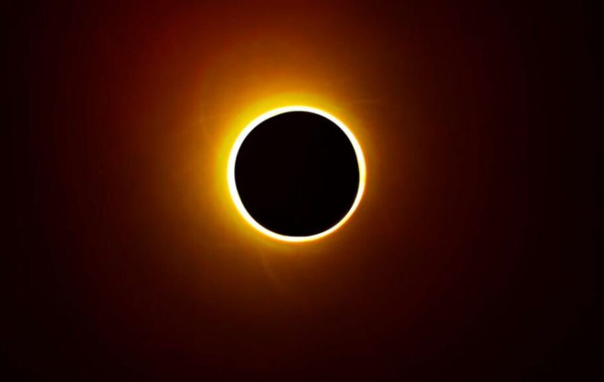 تماشای خورشیدگرفتگی با دوربین گوشی به سنسور آن آسیب می‌زند