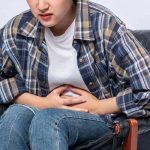 درد شکمی از علائم الیگومنوره