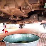 بهترین زمان معاوضه روغن گیربکس دستی و اتومات + نکات مهم_دنیای تکنولوژی 5 زمان تعویض روغن گیربکس