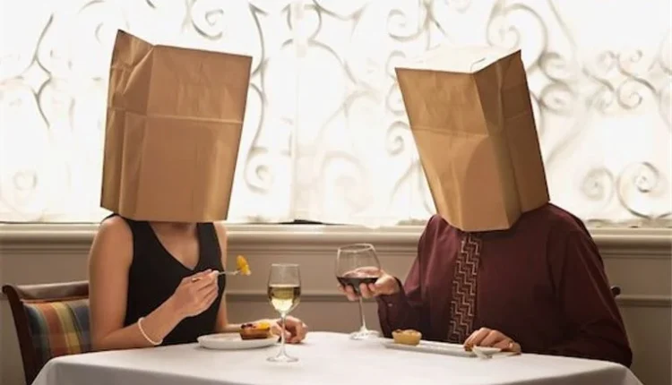 بلایند دیت و هر چیزی که باید درمورد آن بدانید_دنیای تکنولوژی 6 بلایند دیت