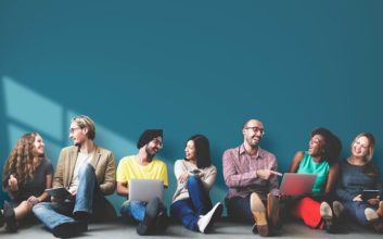 ارتباط گرفتن در محیط‌های چندفرهنگی