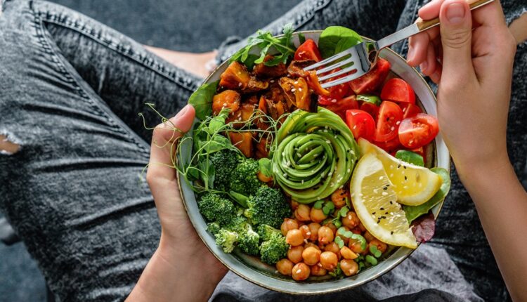 1722386779 87 رژیم گیاه‌ خواری مزایا و معایب راهنمای گیاه خواری