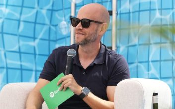 اسپاتیفای از رشد مشترکان پریمیوم و عرضه اشتراک Deluxe در آینده خبر داد