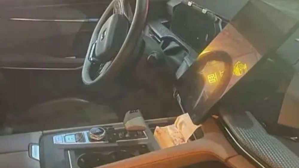 چانگان CS75 پلاس تازه در چین مشاهده شد_دنیای تکنولوژی 6 کابین خودرو