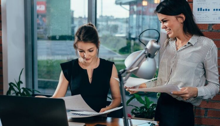 1723462814 712 ۲۷ ایده شغل دوم دو پیشنها پول‌ساز برای در