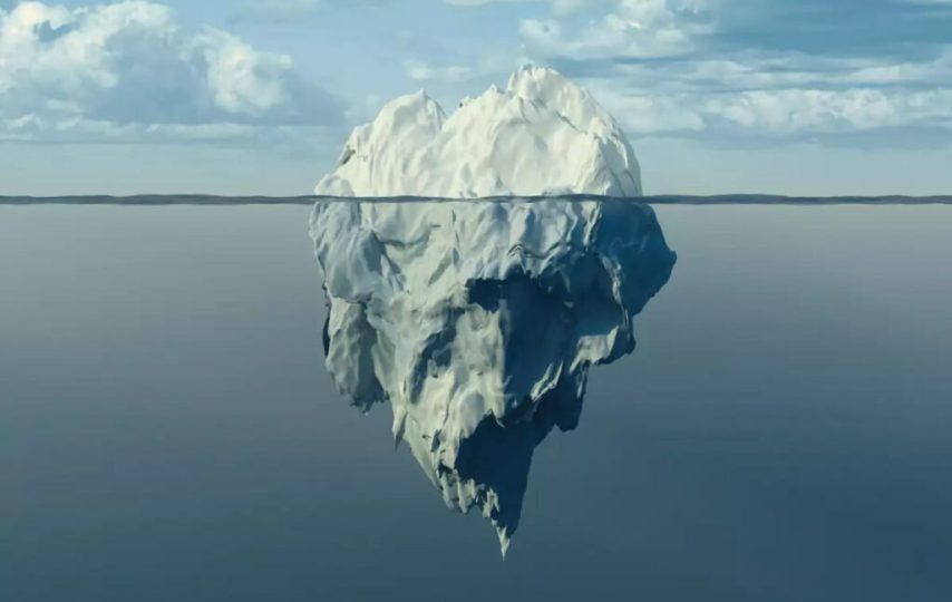 بزرگ‌ترین کوه یخ جهان دوباره در یک گرداب اقیانوسی گرفتار شد