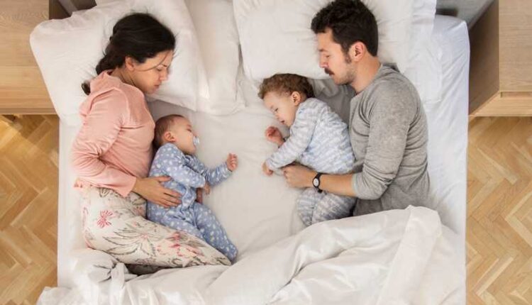 تخت مشترک مادر و نوزاد، چطور بر رشد روانی فرزند