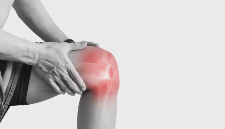 درمان زانو درد (راه حلهای قطعی، سریع بدون جراحی + علت و انواع درد زانو)_دنیای تکنولوژی 17 درمان زانو درد راه حلهای قطعی، سریع بدون جراحی.webp