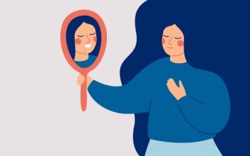 چرا احساس زشتی می‌کنم؟ + روش‌های مقابله با احساس زشت بودن