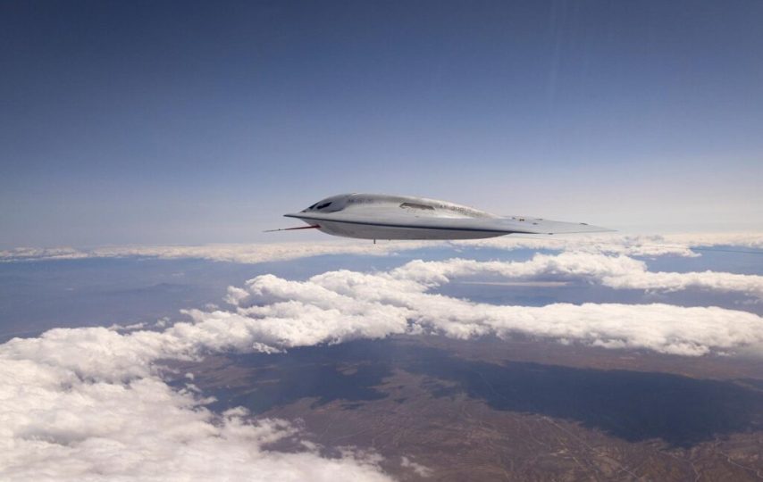 بمب‌افکن B-21 آمریکا