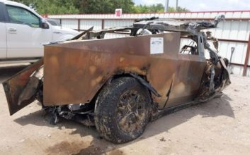 تسلا سایبرتراک