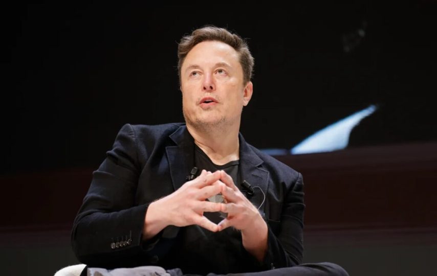 پارلمان بریتانیا احتمالاً ایلان ماسک را برای بررسی وضعیت ایکس احضار می‌کند