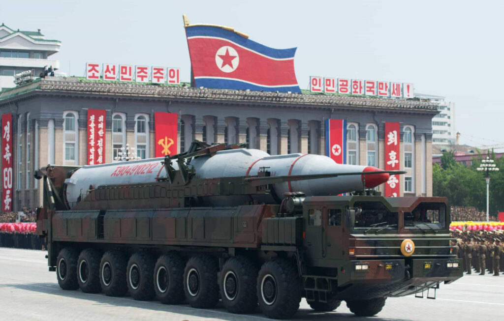 1728663230 581 تاریخچه تکامل سلاح‌های هسته‌ای دنیای تکنولوژی