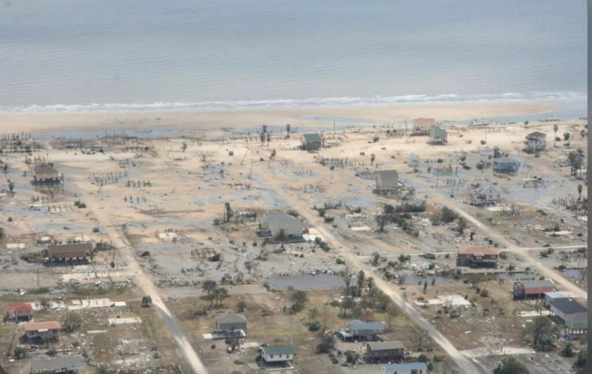 جولان طوفان ترسناک میلتون در سواخل فلوریدای آمریکا + ویدیو