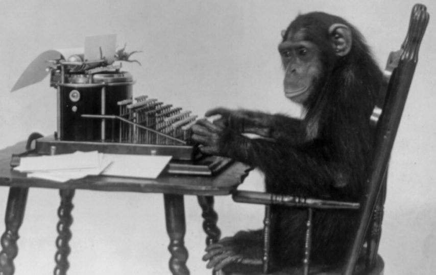 در چند آزمایش عملی قضیه میمون نامتناهی در گذشته، میمون‌ها چیزی جز چند صفحه حروف نامفهوم ننوشتند.