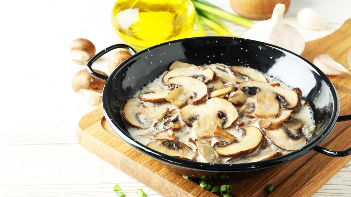 1735553634 461 خواص قارچ سفید خوراکی روشها و نکات مهم مصرف