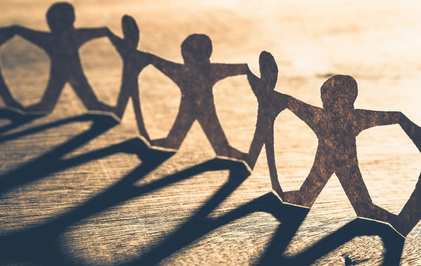 چطور روابطمان را بهتر کنیم؟ + ۷ استراتژی برای تقویت روابط در سال جدید