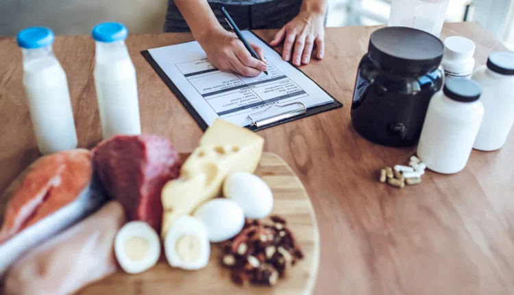 عوارض مصرف زیاد پروتئین؛ آیا ما بیش از حد پروتئين می‌خوریم؟