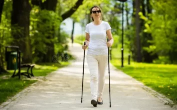 ۱۳ ورزش مناسب برای زنان بالای ۵۰ سال