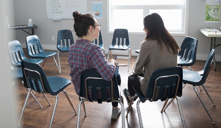 فرق روانشناس و روانپزشک و روانکاو و مشاور چیست؟_دنیای تکنولوژی 22 تفاوت روانشناس، روانپزشک و روانکاو - مددکار اجتماعی