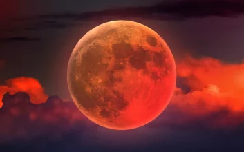 تصویر روز ناسا؛ ماه‌گرفتگی کلی در آسمان اروگوئه