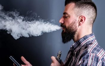 وِیپینگ یا سیگار: کدام سالم‌تر است؟