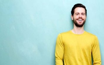 همدردی راهی برای اینکه بدانیم چگونه کاریزماتیک باشیم - چگونه شخصیت کاریزماتیک داشته باشیم