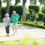 ۱۰ فایده شروع روز با پیاده‌روی: معجزه پیاده روی صبحگاهی