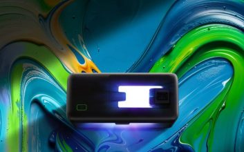 زیرمجموعه انکر از اولین پرینتر UV شخصی دنیا با قابلیت چاپ سه‌بعدی رونمایی کرد