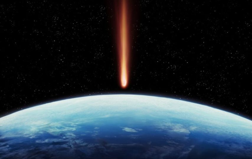 کشف شهاب سنگ 200 گرمی در اصفهان؛ اصالت آن تأیید شد