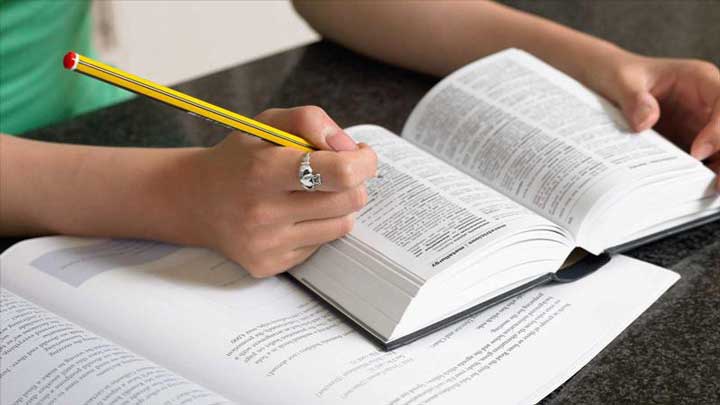 چطور زبان انگلیسی یاد بگیریم؟_دنیای تکنولوژی 33 از واژگان مرتبط برای یادگیری سریع زبان انگلیسی استفاده کنیم