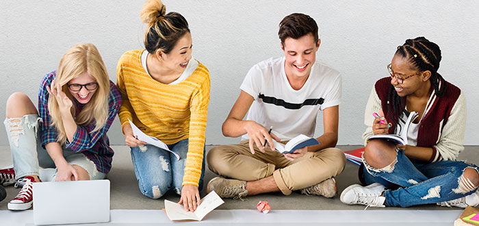 کارآفرینی در نوجوانی: ۵ مهارتی که باید یاد گرفت_دنیای تکنولوژی 8 کارآفرینی در نوجوانی ۵ مهارتی که باید یاد گرفت دنیای تکنولوژی